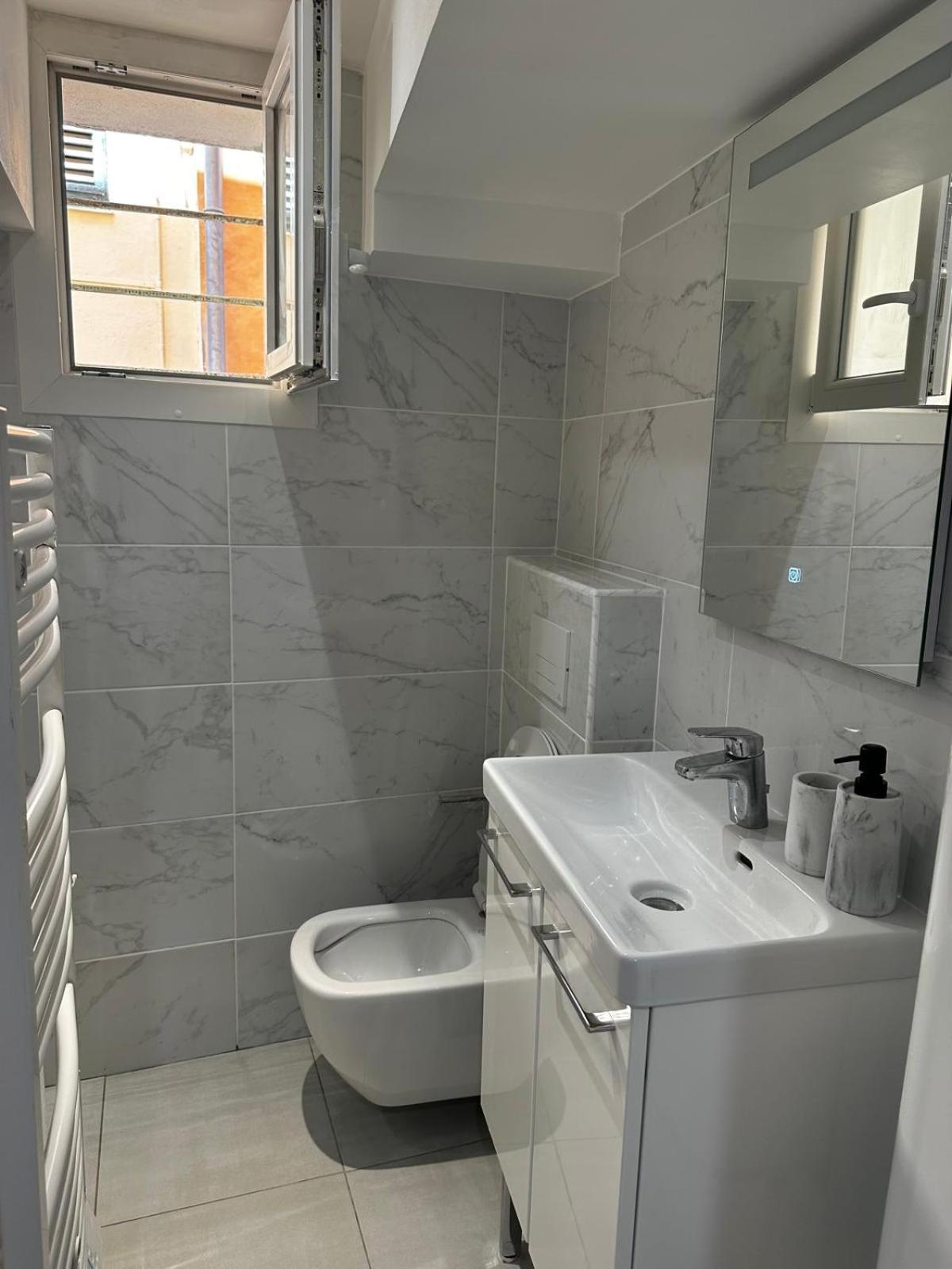 F2 Quartier Des Arts St Raphael Apartment Saint-Raphael  Ngoại thất bức ảnh